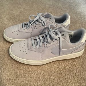 Nike Court Blanc Color Silver 07 (Lilac) Size 6